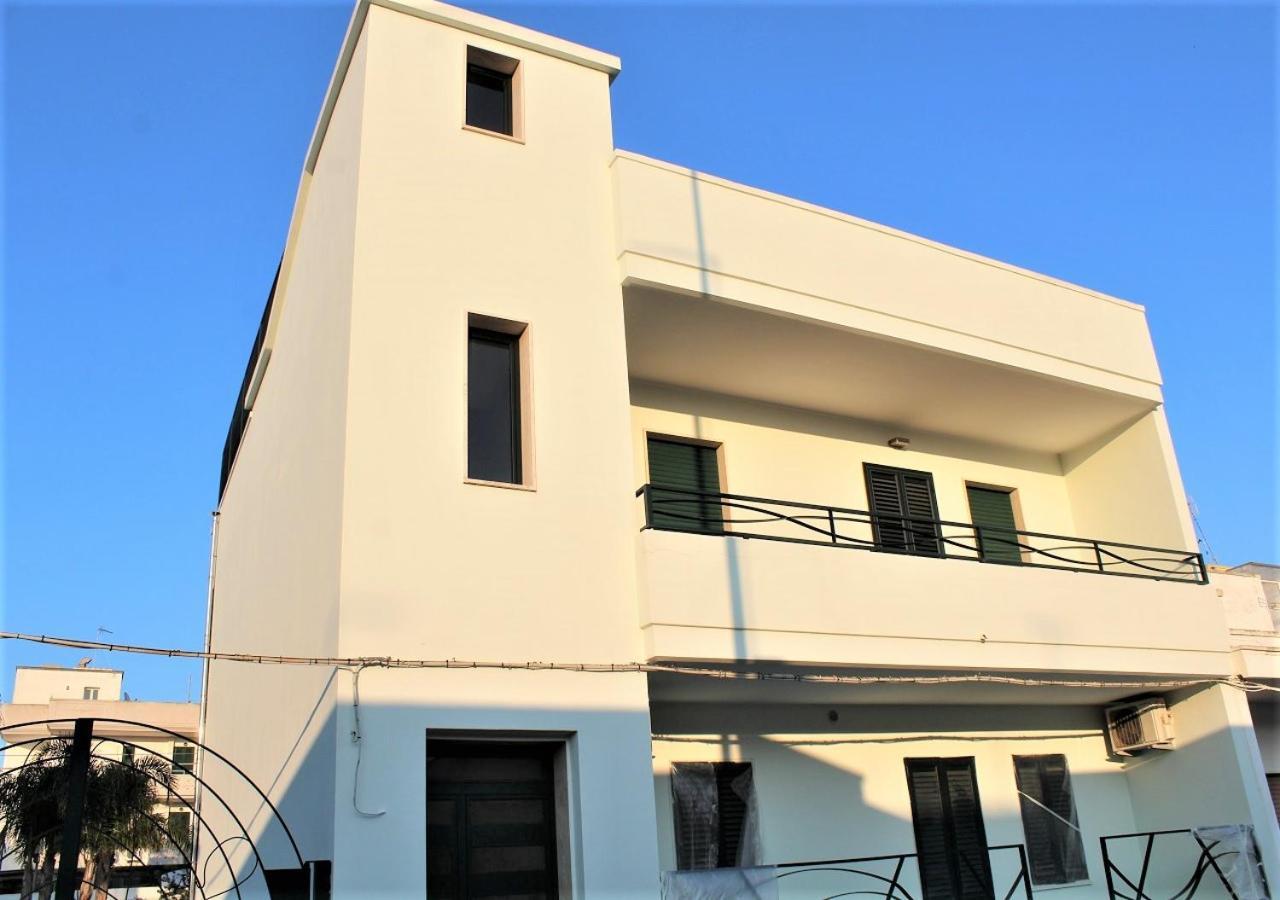 Monolocali Residence Petraroli By Salentolimit Porto Cesareo Ngoại thất bức ảnh
